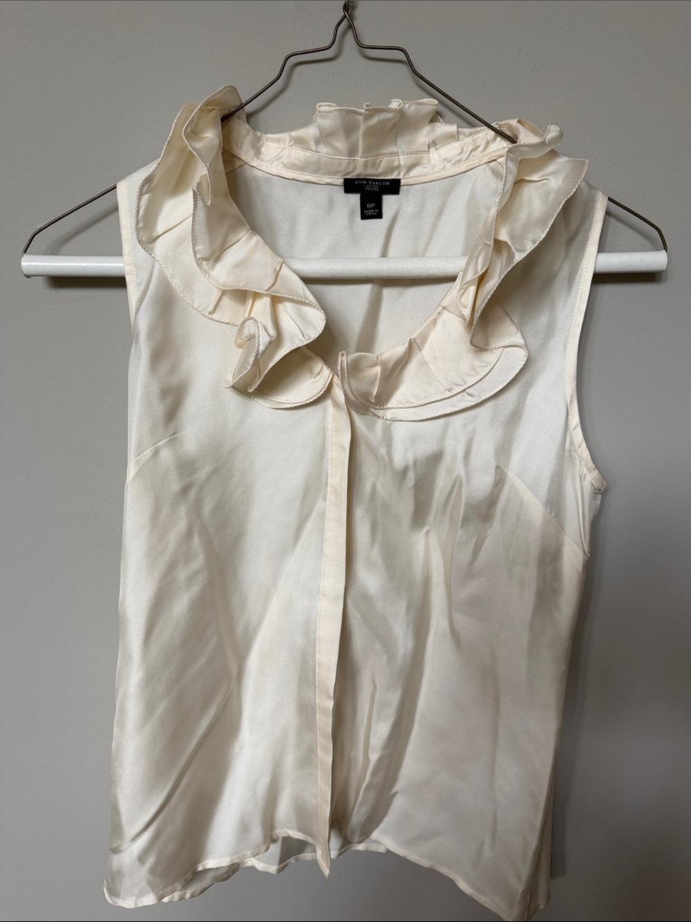 Ann Taylor silk Ivory Ruffle-Neck Sleeveless Camisole